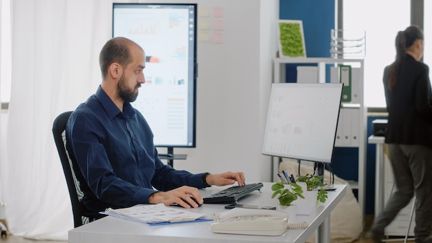 Professional financial planning consultation